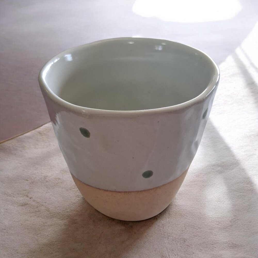 Japanese-style Yunomi Cup Cream and Green Polka Dots